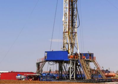 An oil well drilling rig near Midland Texas